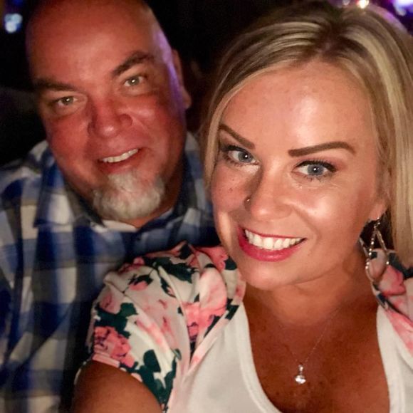 Meet your Posher, Stephanie - Picture 1 of 1